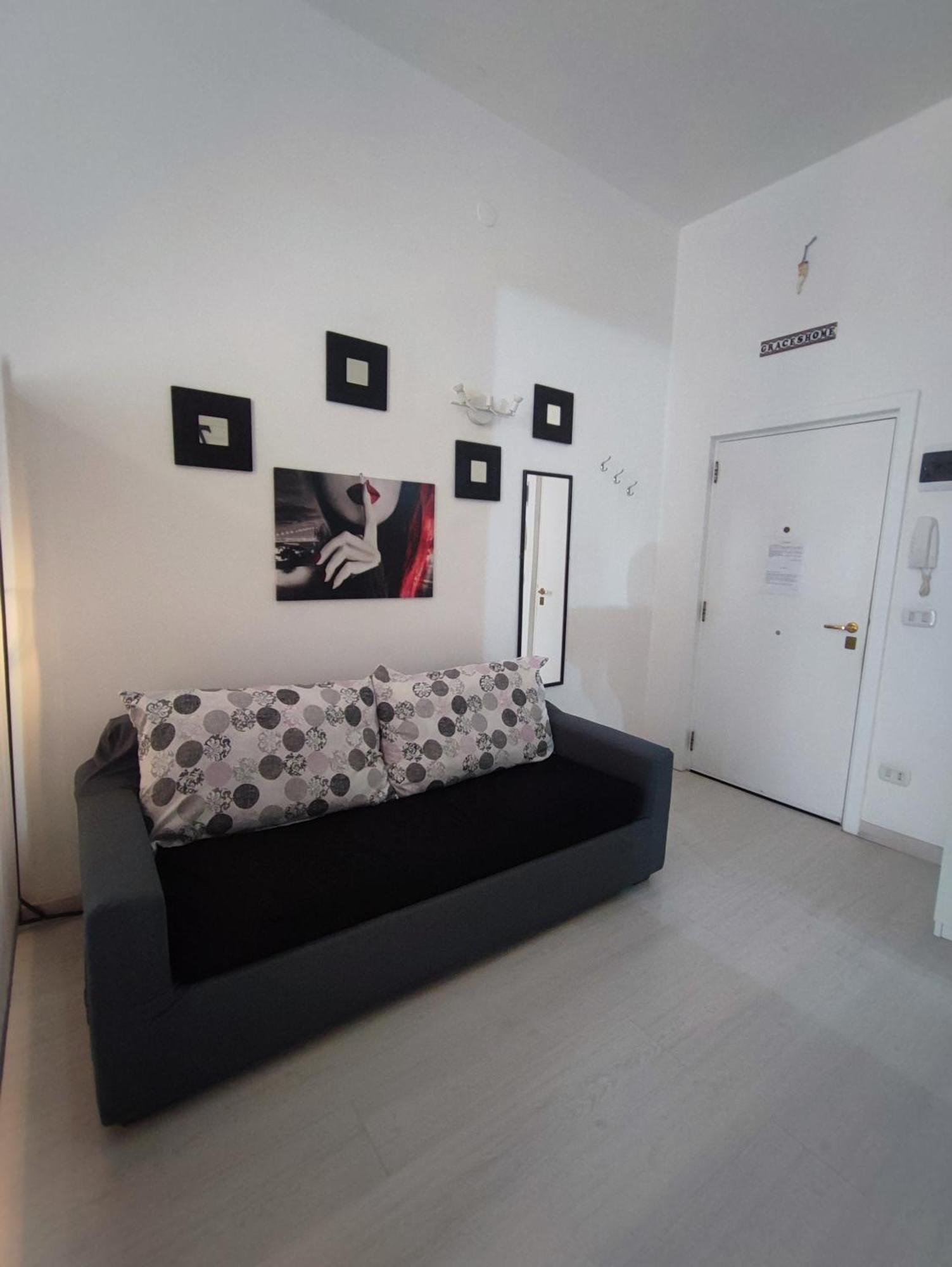 Little Home Trani Exterior foto